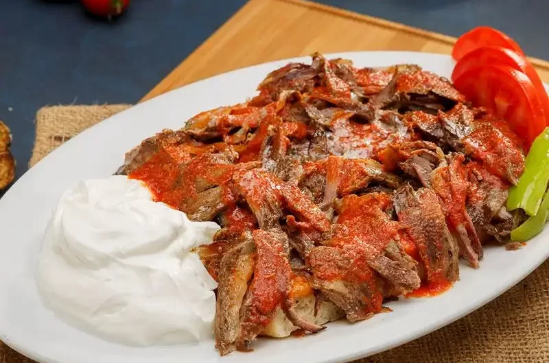how-to-make-iskender-kebab-homemade-iskender-kebab-recipe-bae78de4-7c4c-4d2d-9016-456852c22f5c